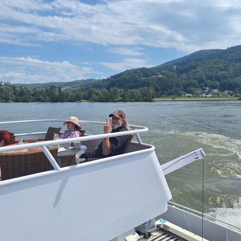BewohnerInnen am Schiff