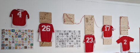 Fußballdress als Wanddeko