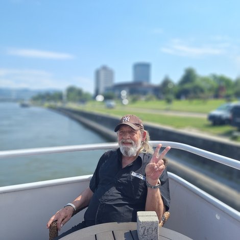 Bewohner am Schiff