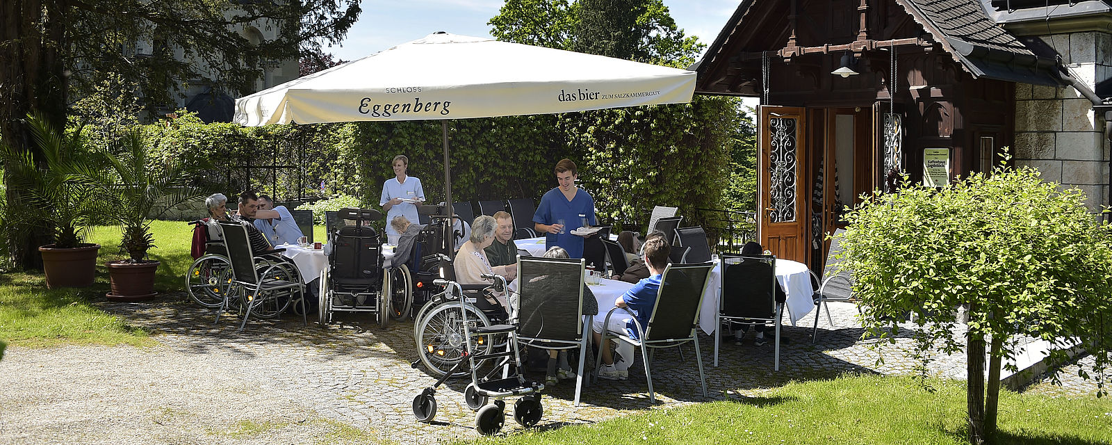 Kaffeehaus Jagdschlössl mit Gartenbetrieb