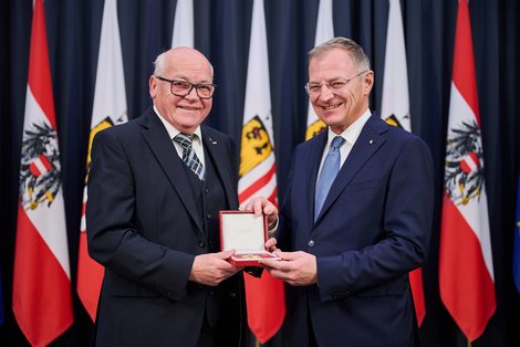 Regierungsrat Johann Schifflhuber und Landeshauptmann Mag. Stelzer