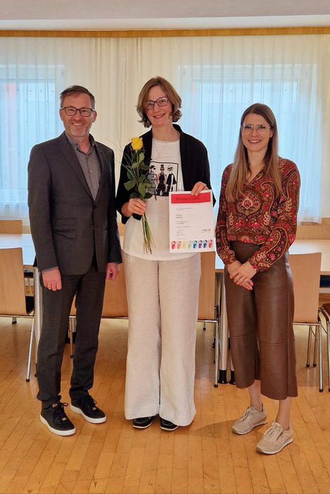 Ergotherapeutin Ingrid Wurzer arbeitet 20 Jahre im LPBZ mit Dir. Konrad und Katrin Krenn